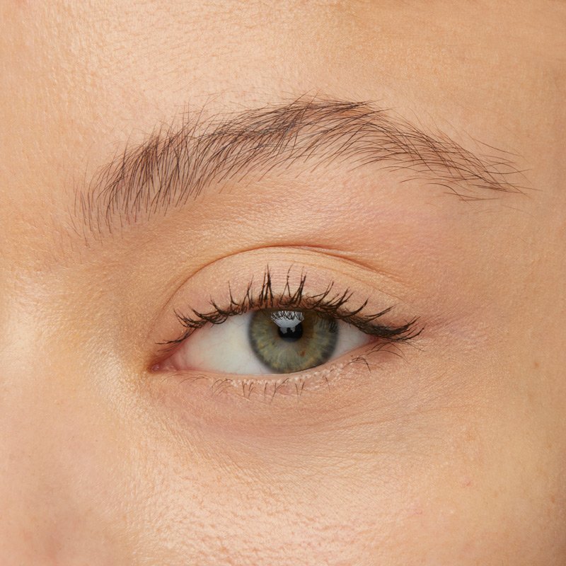MNY 1H23 TATTOO BROW 3DAY SOFT BROWN BEFORE MACRO CAMRYN 2050