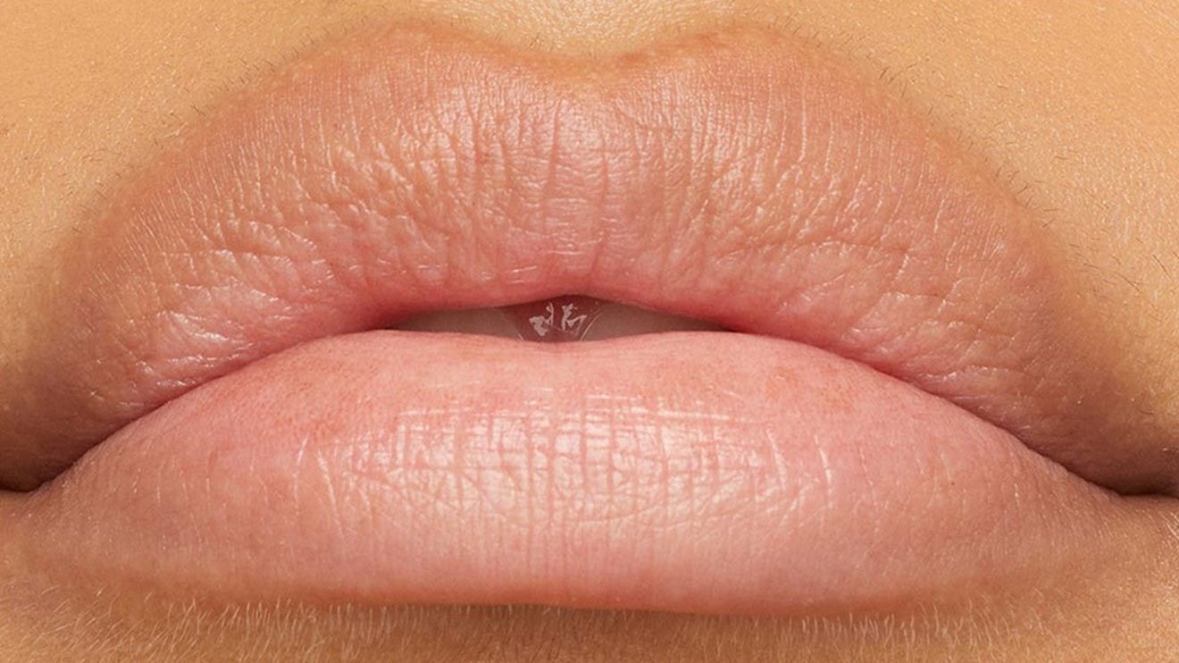 mny maybeits serumlipstick pdp beforeafter before