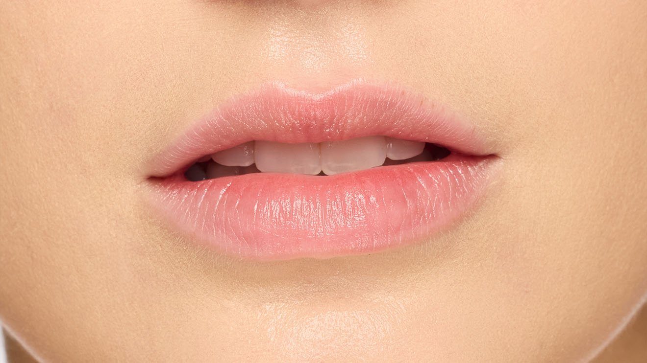 Maybelline Super Stay Peel Off lip closeup before