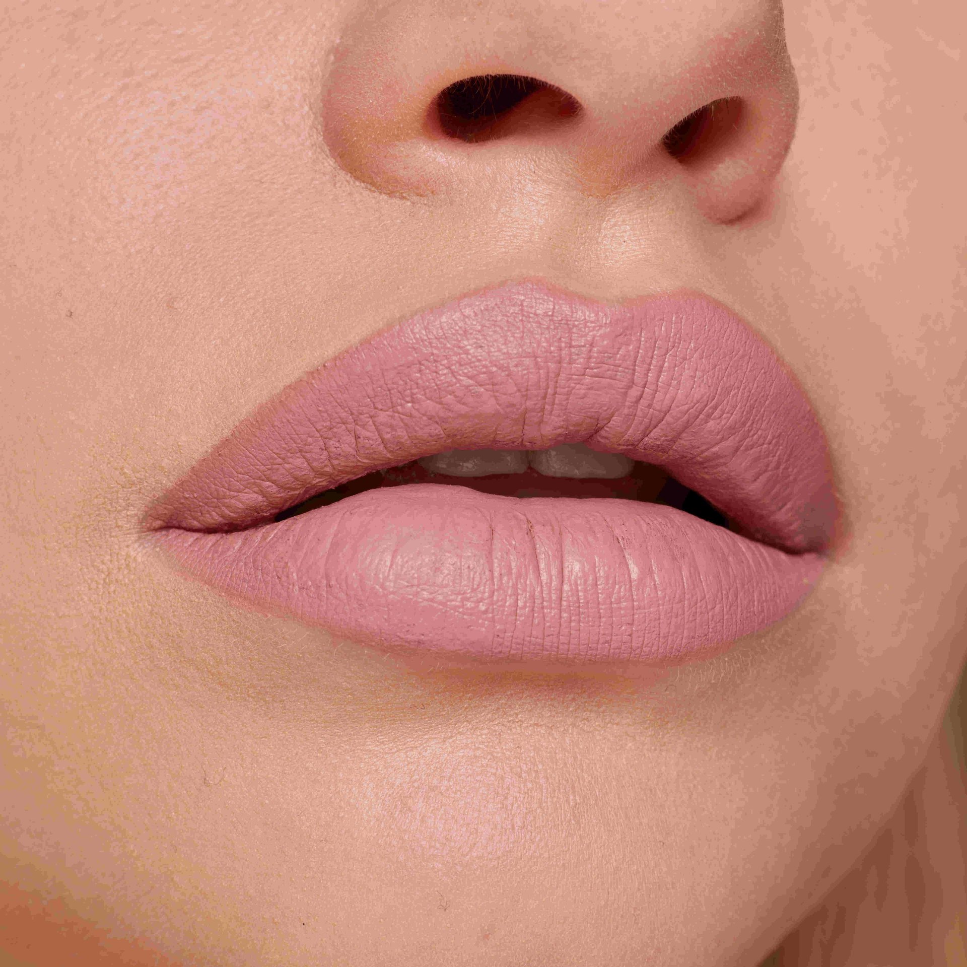 rossetto rosa color carne